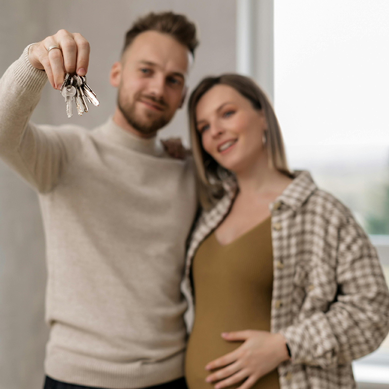 pregnant-couple-tenants